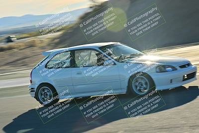 media/Dec-13-2025-Extreme Speed (Sat) [[d129ecb0b9]]/Beginner/Session 3 (Turn 5)/